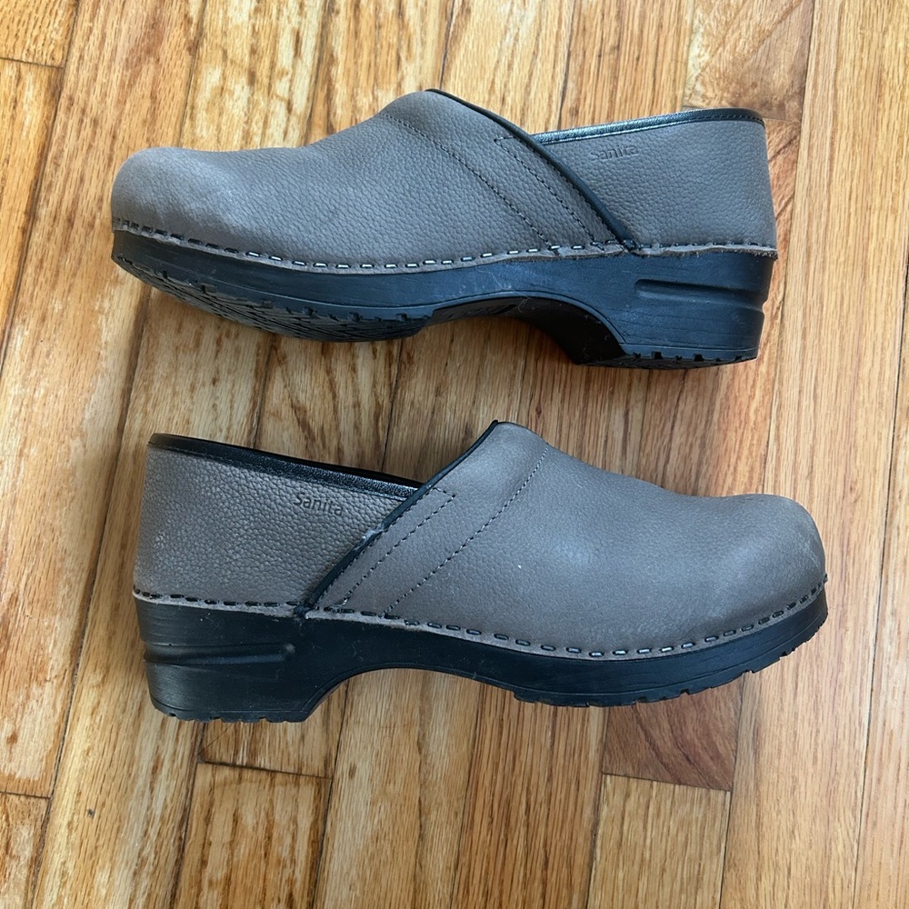 Sanita Pro Oiled Leather Clog